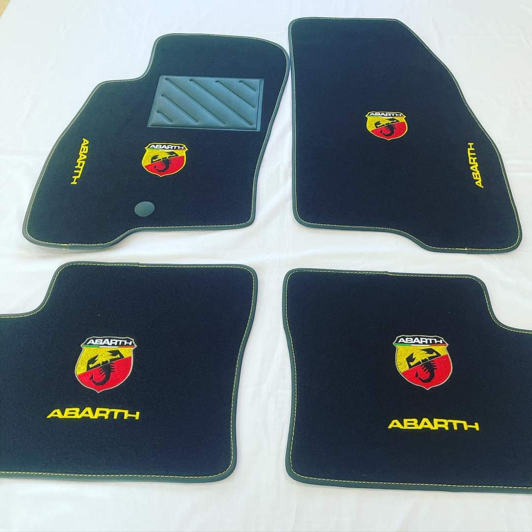 Tappetino auto PUNTO ABARTH/EVO logo abarth