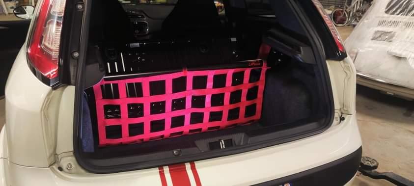 Rally sport net with 3 GPA/EVOABARTH/MITO bar attachments