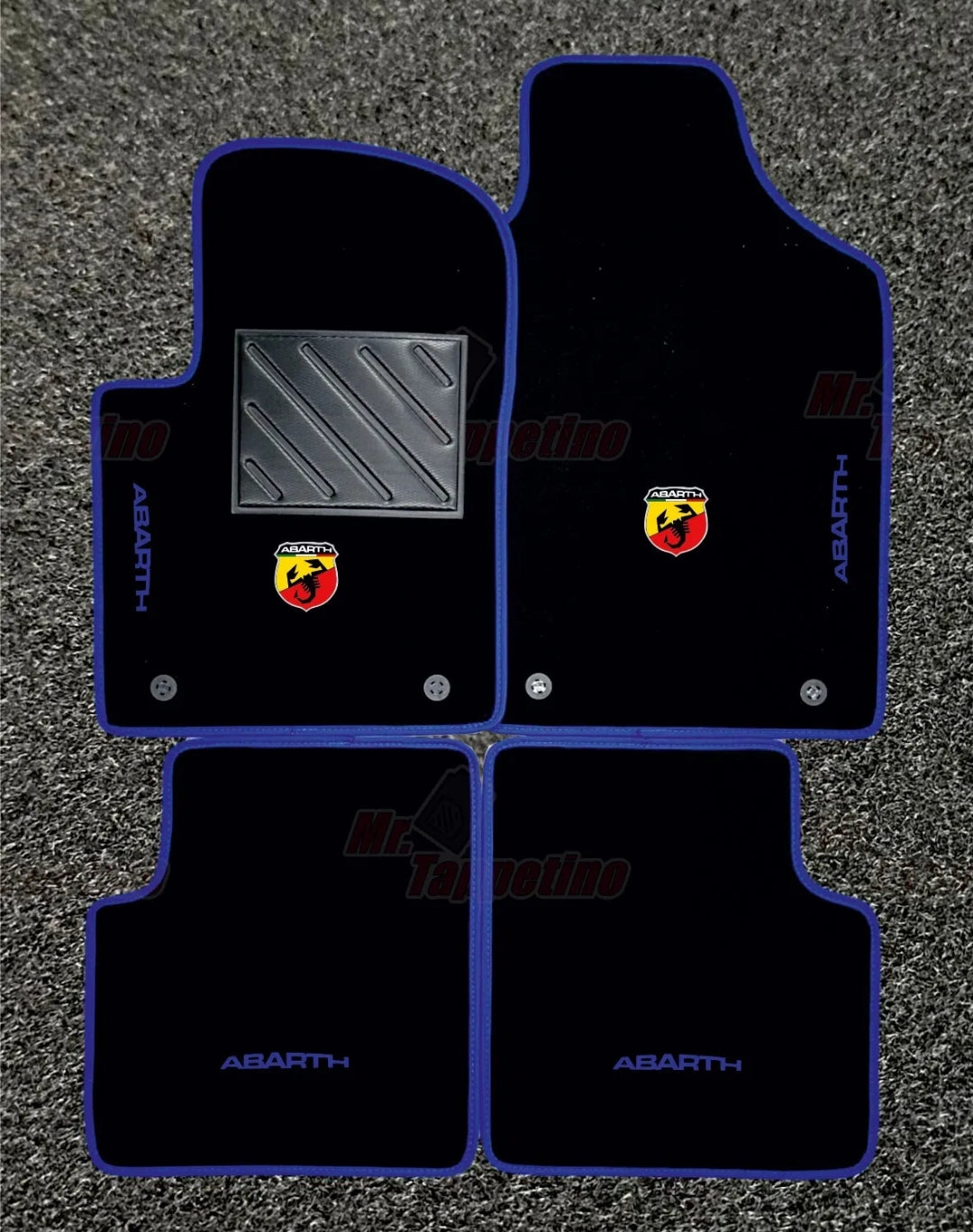 500ABARTH car mats with abarth logo